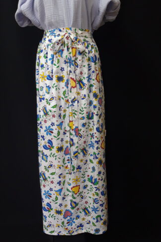 Bavlnená maxi sukňa s kolísavým pásom Folk na bielej